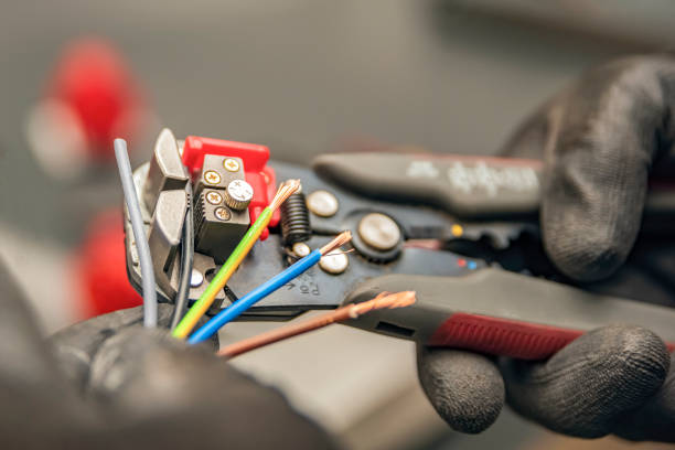 Best Commercial Electrician Services  in Caoncito, NM
